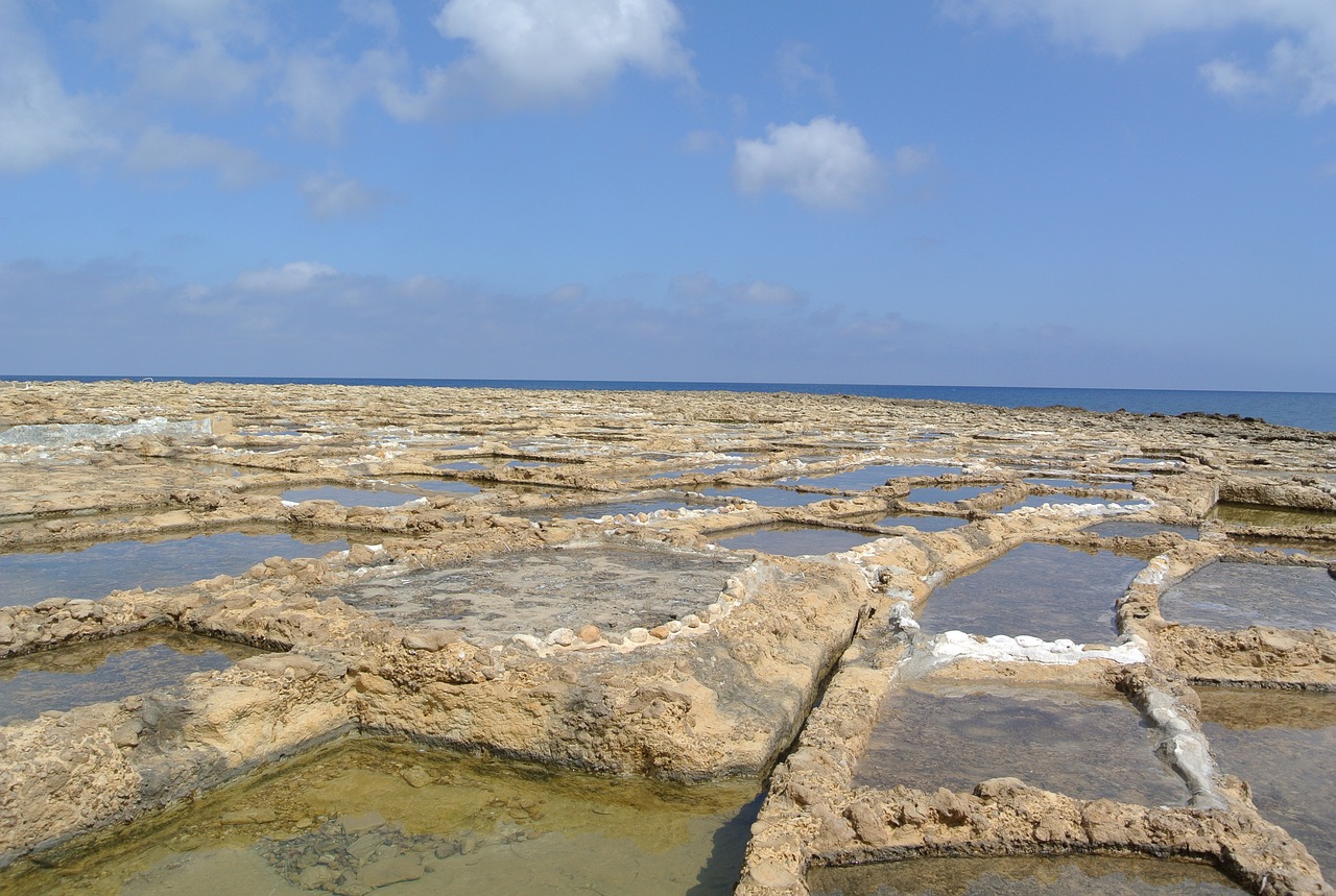 Salinas de Qbajjar, Gozo, Malta